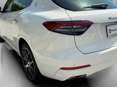 Certified 2023 Maserati Levante GT AWD/4WD image 13