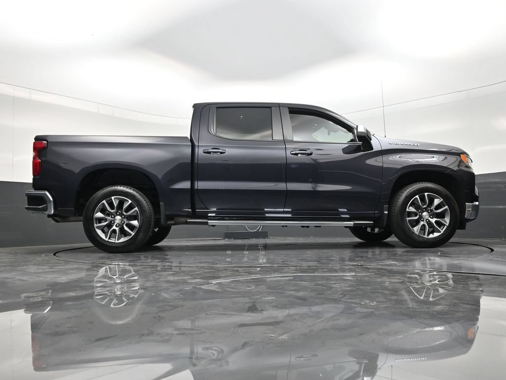 Used 2024 Chevrolet Silverado 1500 LT RWD image 22