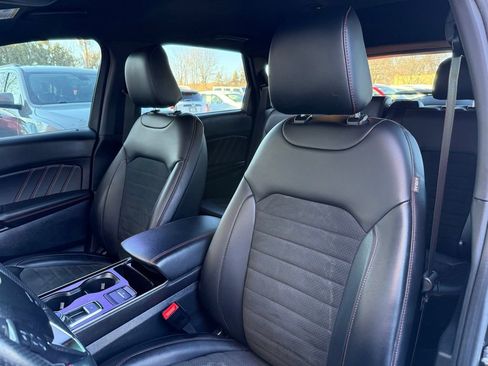 Used 2020 Ford Edge ST-Line image 12