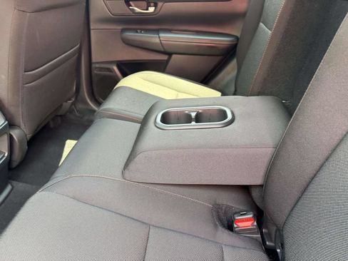 Used 2025 Honda CR-V Sport image 19