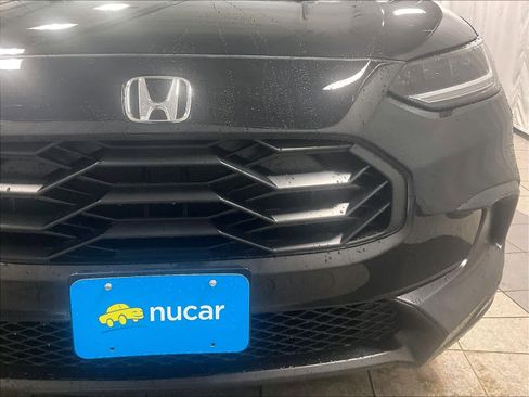 Used 2025 Honda HR-V Sport image 32