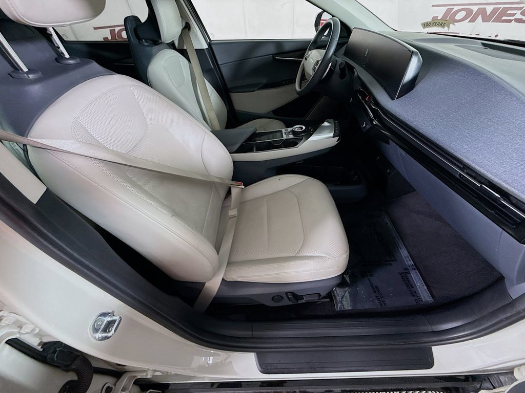 Used 2022 Kia EV6 Wind w/ Wind Technology Package AWD/4WD image 31