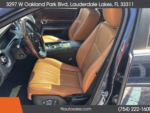 Used 2016 Jaguar XJ AWD/4WD image 21