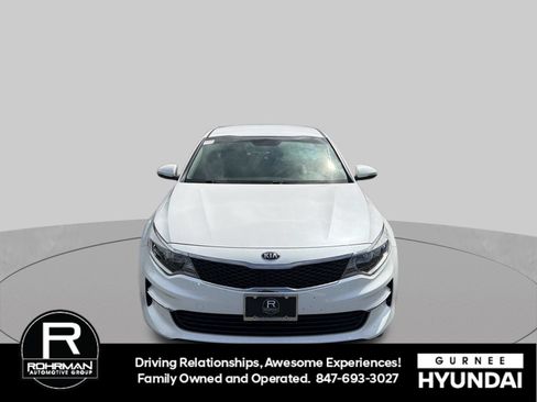 Used 2016 Kia Optima LX FWD image 3