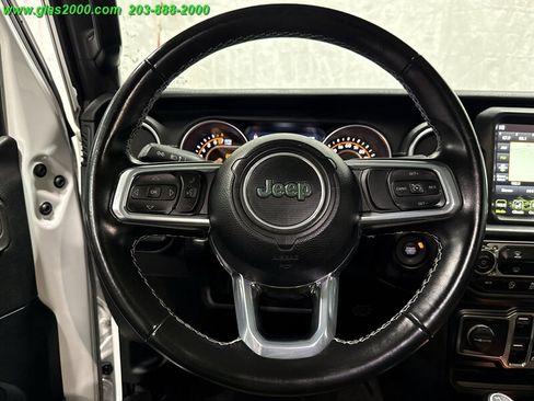 Used 2021 Jeep Gladiator Overland w/ Popular Equipment Package image 4