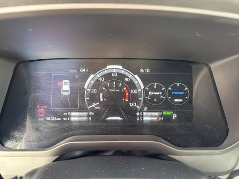 Used 2024 Toyota Sequoia Platinum AWD/4WD image 17