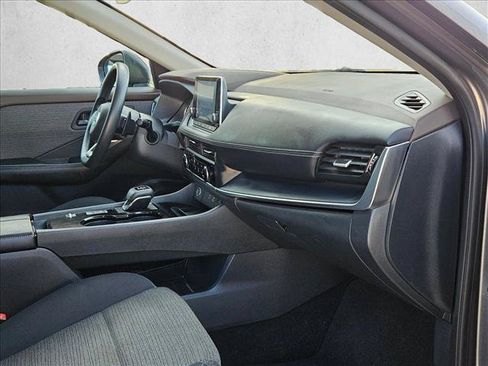 Used 2021 Nissan Rogue S FWD image 18