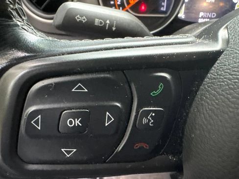 Used 2021 Jeep Gladiator Sport AWD/4WD image 11