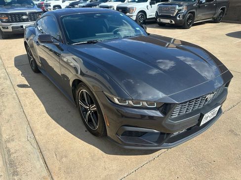 Used 2024 Ford Mustang Coupe RWD image 1