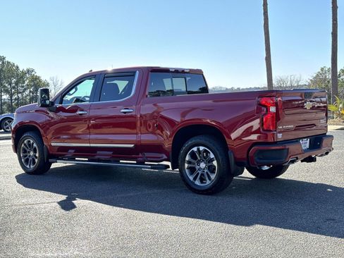 Used 2023 Chevrolet Silverado 1500 High Country w/ Technology Package AWD/4WD image 8