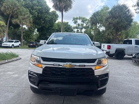 Used 2022 Chevrolet Colorado LT w/ Fleet Safety Package RWD image 3