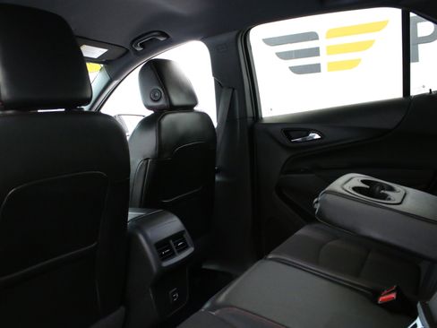 Used 2023 Chevrolet Equinox RS AWD/4WD image 22