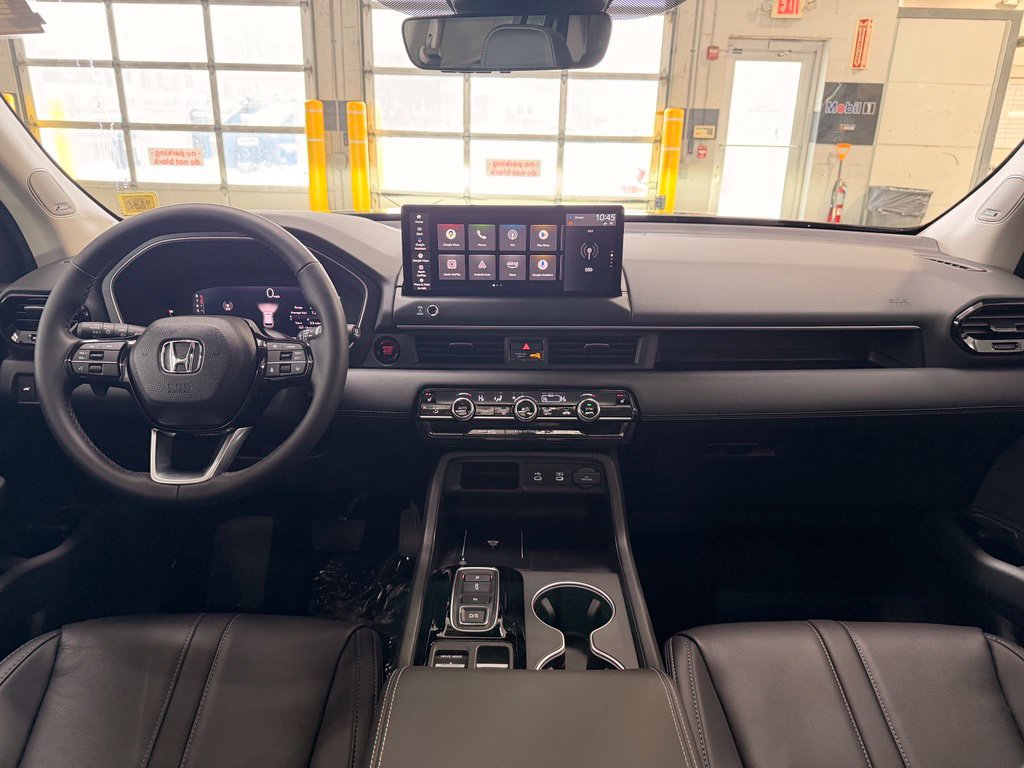 New 2026 Honda Pilot Touring image 5