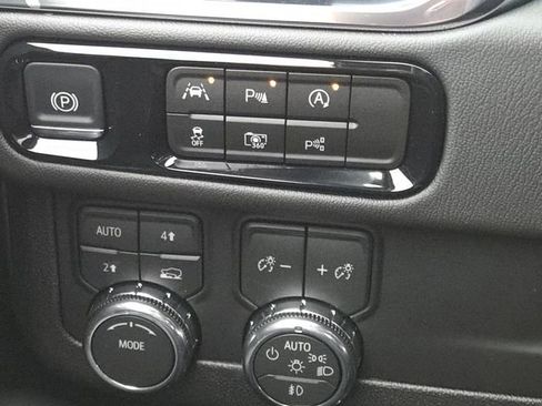 New 2026 GMC Yukon XL Denali w/ Sun & Power Step Package image 14