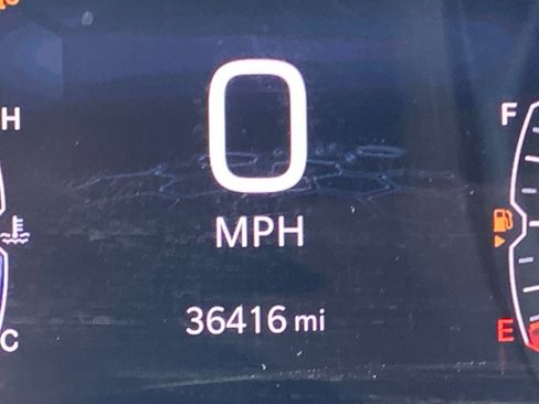 Used 2025 Jeep Compass Limited image 41