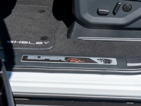 New 2026 Ford F250 Lariat w/ Black Appearance Package AWD/4WD image 25