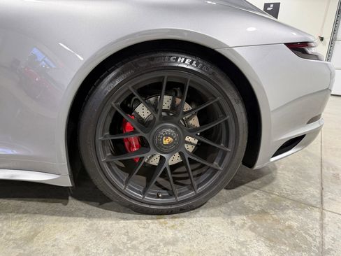 Used 2019 Porsche 911 Carrera 4 GTS AWD/4WD image 15