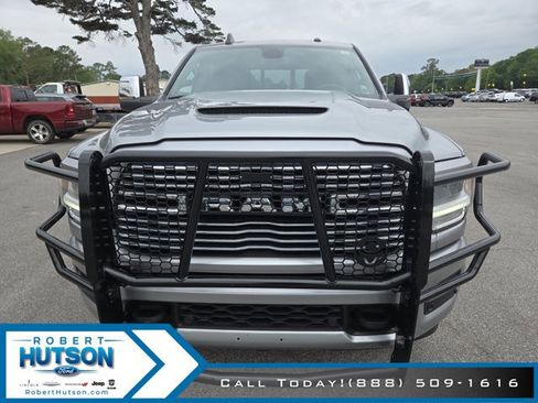 Used 2024 RAM 2500 Laramie w/ Sport Appearance Package AWD/4WD image 3