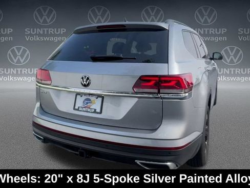 Used 2022 Volkswagen Atlas SE w/ Panoramic Sunroof Package FWD image 11