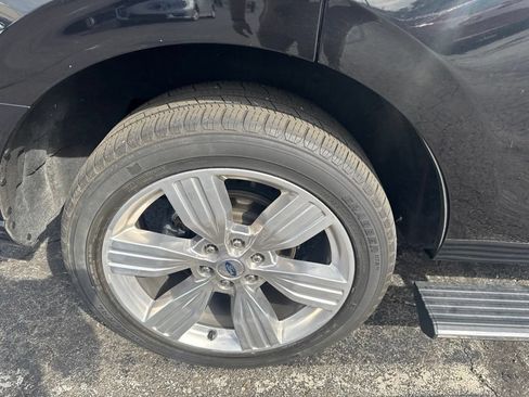 Used 2023 Ford Expedition Platinum AWD/4WD image 56