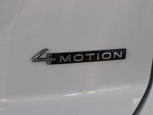 New 2026 Volkswagen Atlas Cross Sport SEL R-Line image 20