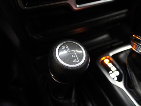 Used 2018 Jeep Wrangler Unlimited Sport AWD/4WD image 40