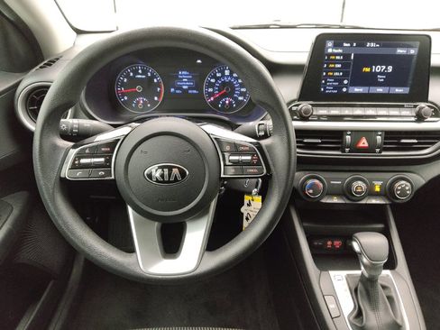 Used 2020 Kia Forte LXS FWD image 22