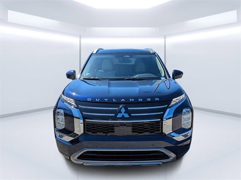 New 2025 Mitsubishi Outlander SEL image 8