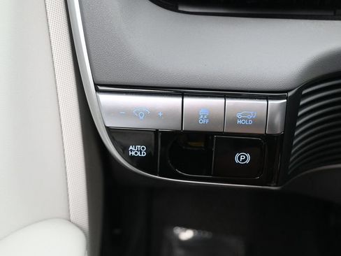 Used 2024 Hyundai Ioniq 5 Limited AWD/4WD image 23