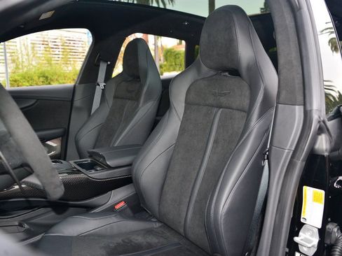 Used 2023 Aston Martin DBX 707 image 24