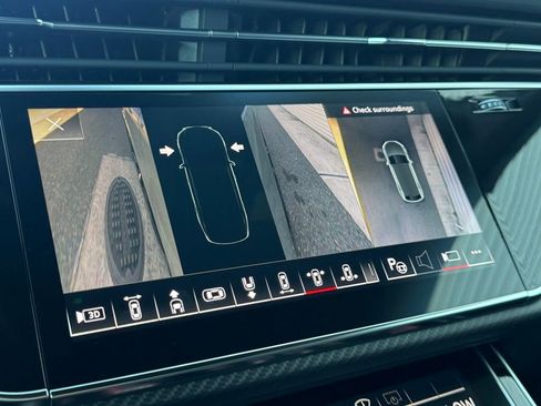 Certified 2024 Audi RS Q8 4.0T w/ Black Optic Package image 38