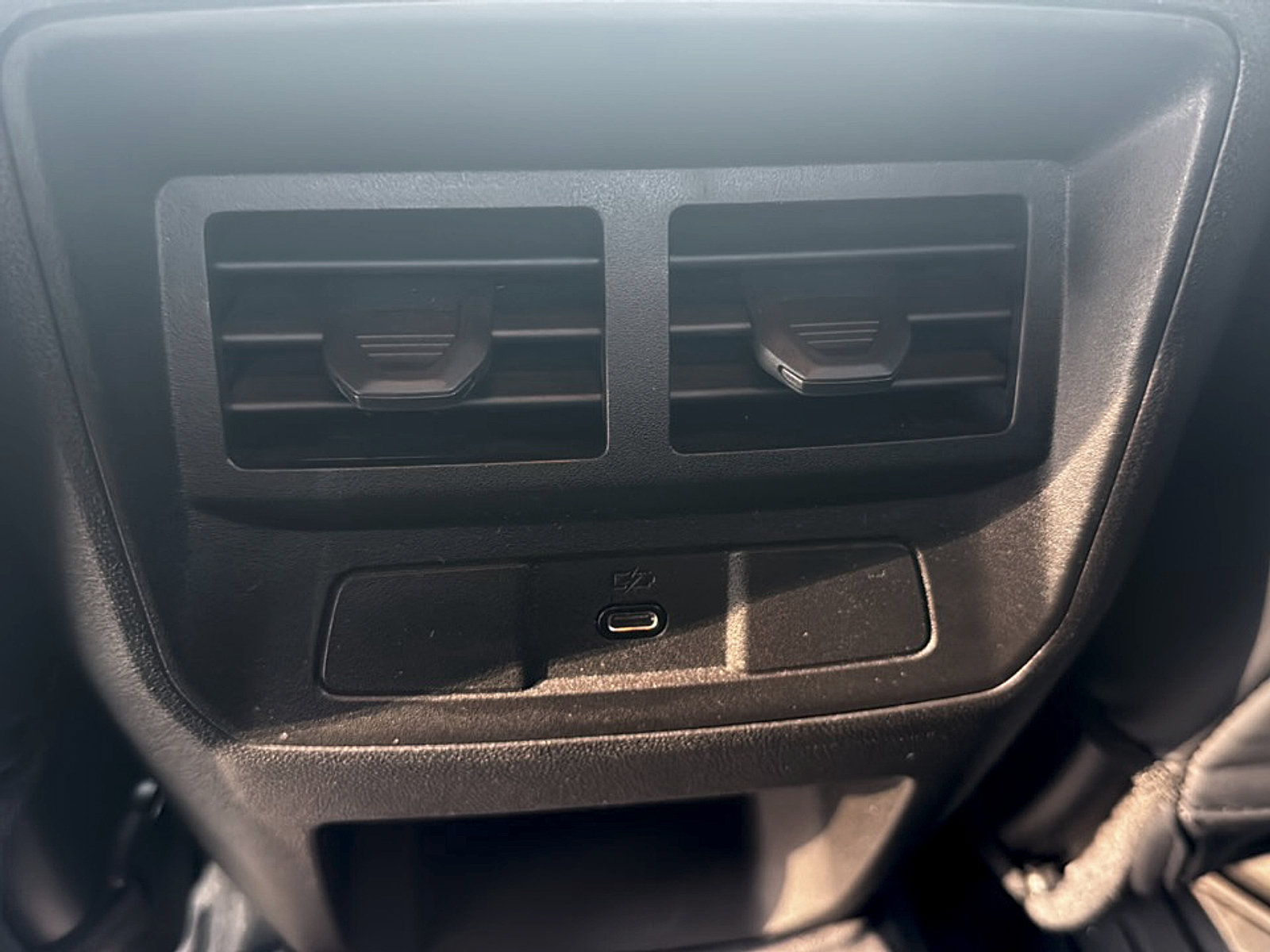 Used 2024 Chevrolet Colorado LT w/ LT Convenience Package II AWD/4WD image 16