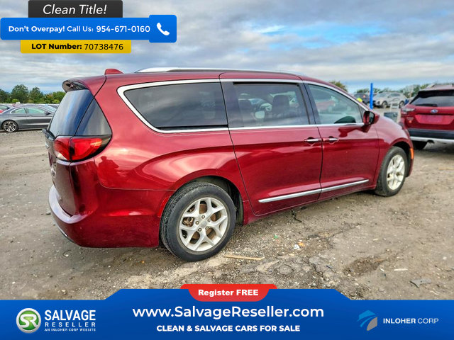 Used 2018 Chrysler Pacifica Touring-L w/ Tire & Wheel Group FWD image 4