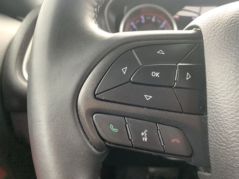 Used 2018 Dodge Challenger SXT image 19