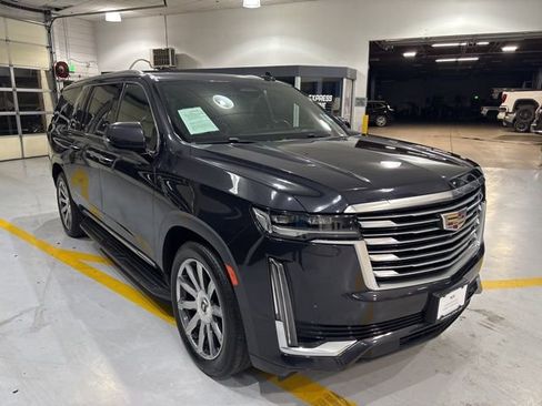 Used 2022 Cadillac Escalade ESV Premium Luxury Platinum AWD/4WD image 4