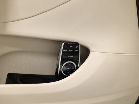 Used 2016 Mercedes-Benz Maybach S 600 image 60