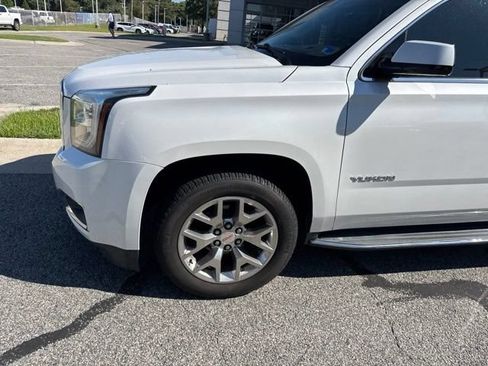 Used 2020 GMC Yukon SLT w/ Open Road Package AWD/4WD image 2