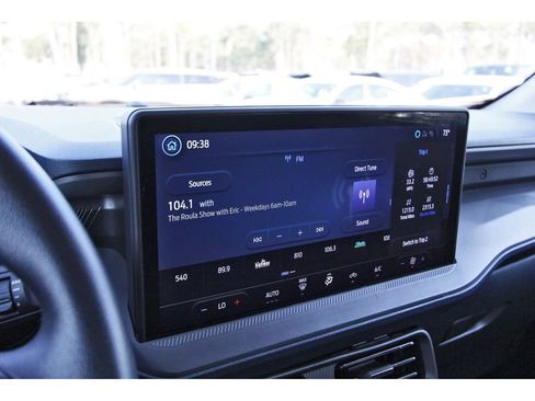 Certified 2025 Ford Maverick XL FWD image 24