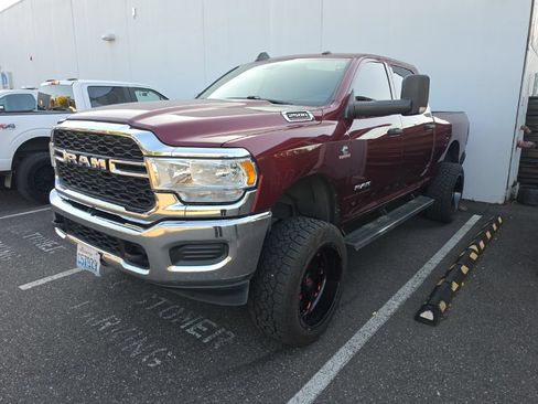 Used 2020 RAM 2500 Tradesman AWD/4WD image 2