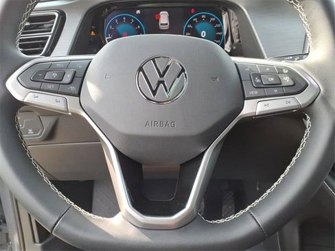 New 2026 Volkswagen Atlas Cross Sport SE image 13