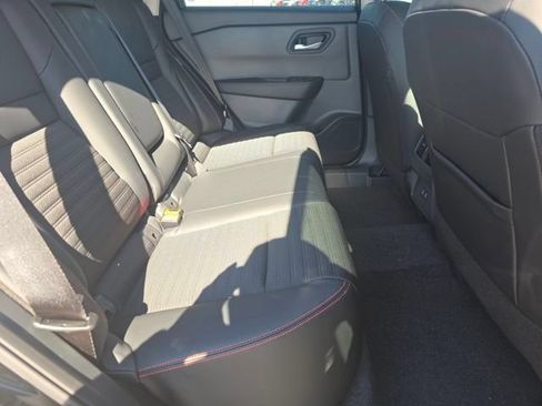 New 2026 Nissan Rogue SV AWD/4WD image 18