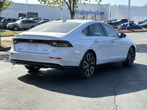 Used 2023 Honda Accord Touring image 13