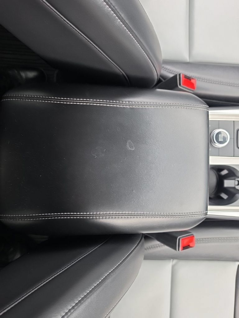 Used 2023 Ford Explorer XLT w/ Equipment Group 202A AWD/4WD image 35