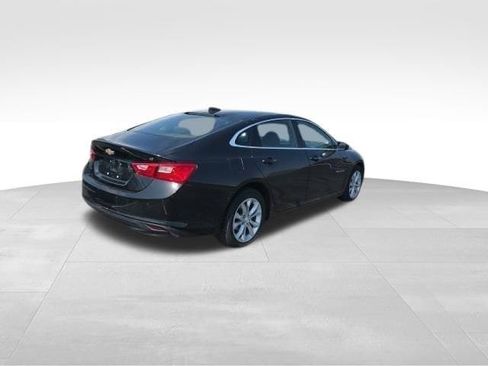 Used 2024 Chevrolet Malibu LT FWD image 5
