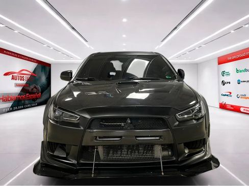 Used 2014 Mitsubishi Lancer Evolution GSR image 3