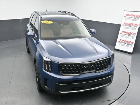Used 2025 Kia Telluride EX X-Line image 25