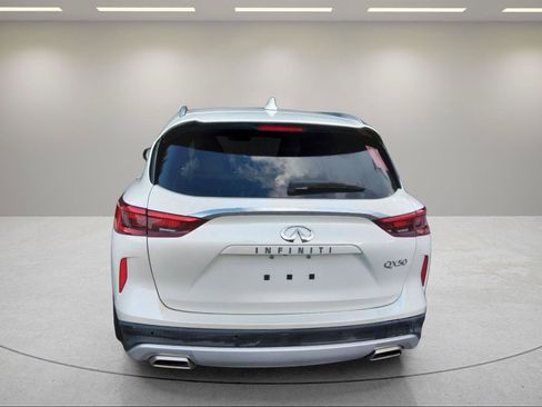 Used 2021 INFINITI QX50 Essential w/ Convenience Package FWD image 10