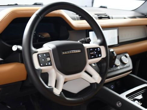 Used 2023 Land Rover Defender 110 S AWD/4WD image 13
