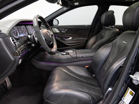 Used 2015 Mercedes-Benz S 63 AMG 4MATIC Sedan w/ Driver Assistance Package image 7