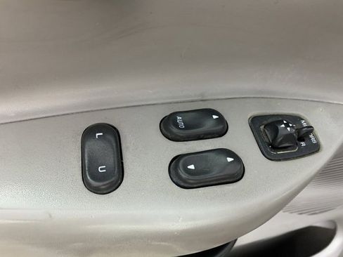 Used 1997 Ford F150 XLT image 25